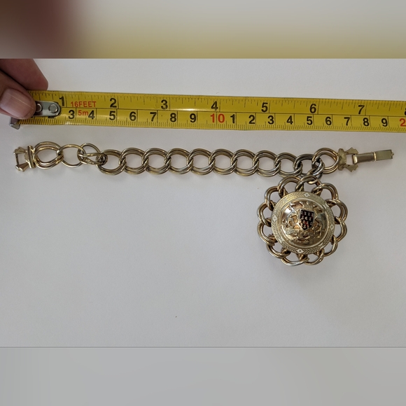 VTG GOLD TONE LARGE EUROPEAN CHARM BRACELET - Picture 10 of 13